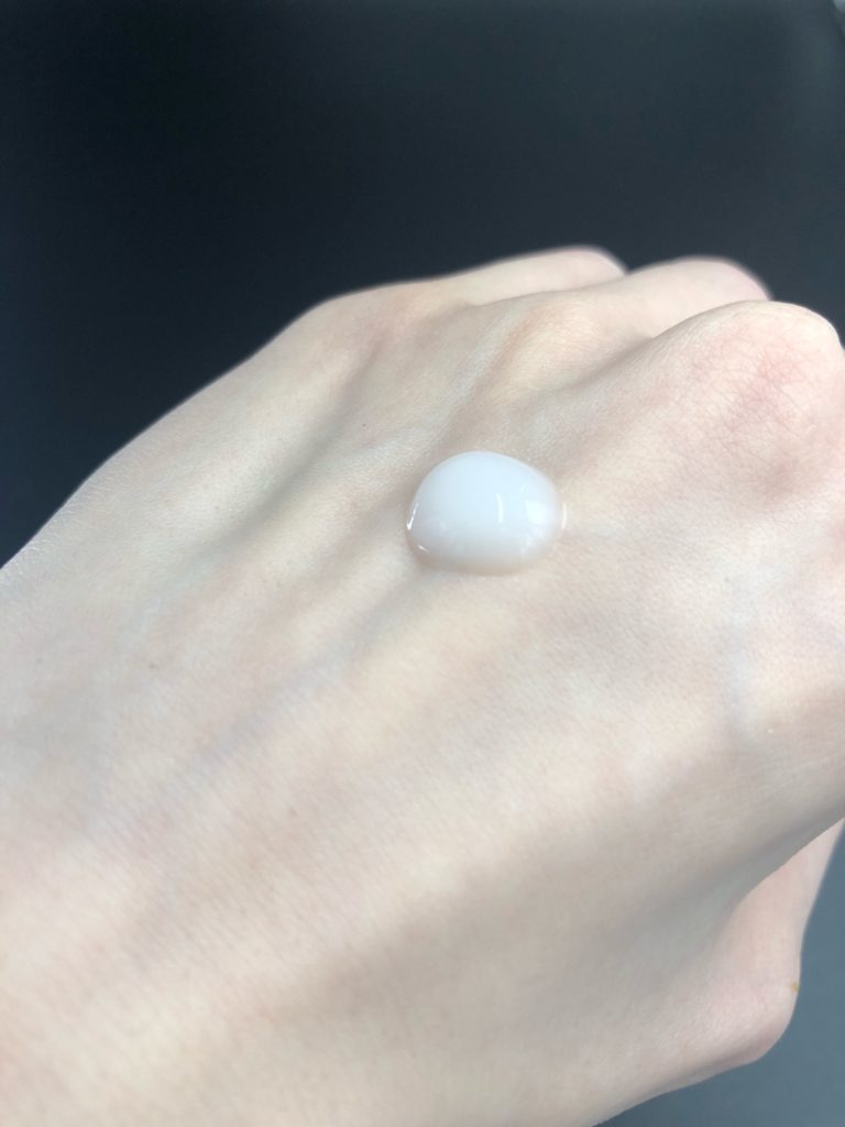 手に出したコラゲリード